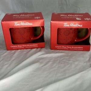 Set of 2x Tim Hortons stackable ceramic snowflake holiday mugs
